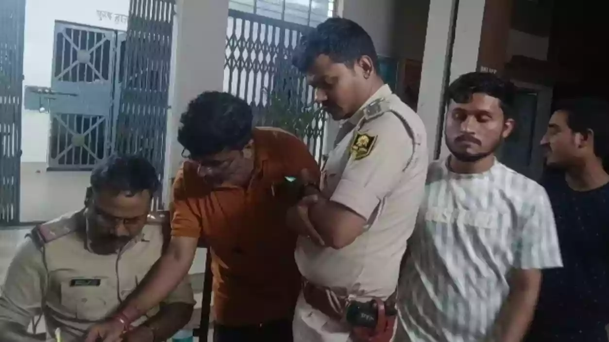 Fake ‘customs officials’ rob 17 kg gold near Khagaul overbridge in Patna, car recovered