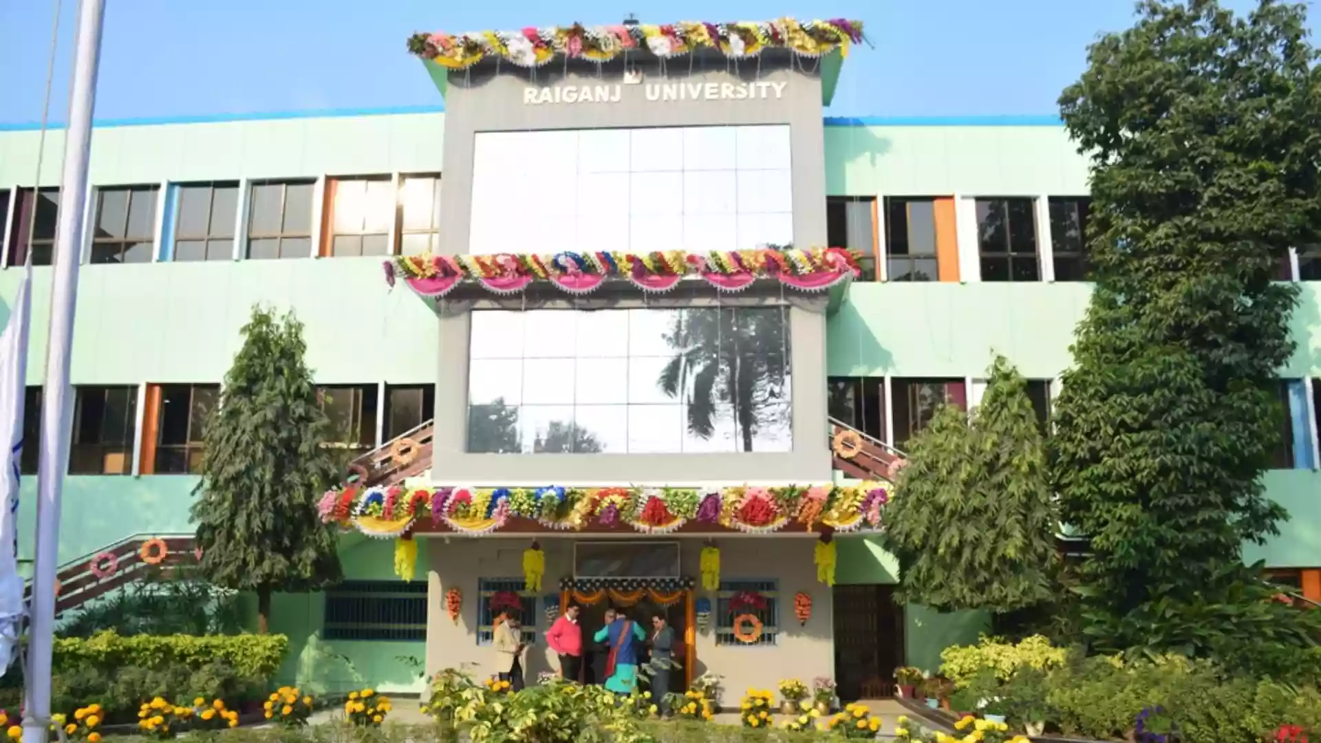 Election Commission issues show-cause notices to 50 Raiganj University professors over absence from poll training