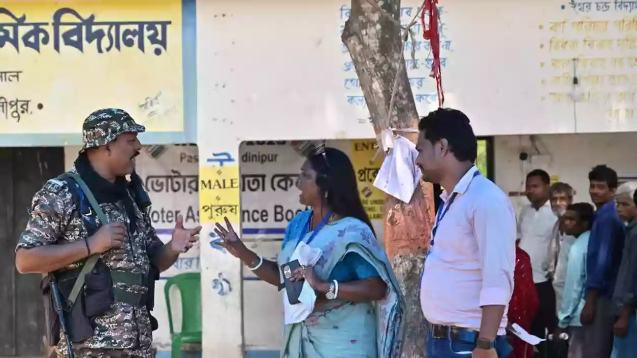 Tension in Keshpur as TMC alleges lathi-charge by central forces at polling booth