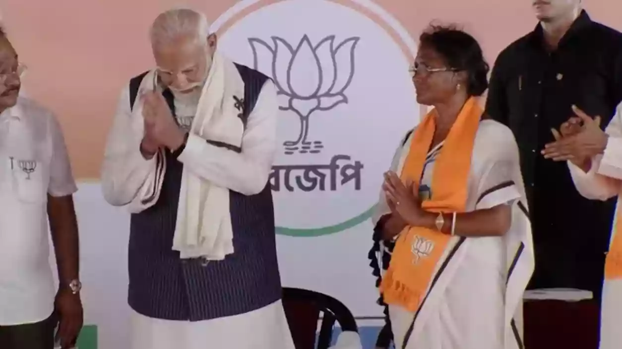 “Mother made her a doctor, TMC’s jungle raj took her away”: Modi over RG Kar tragedy in Panihati rally