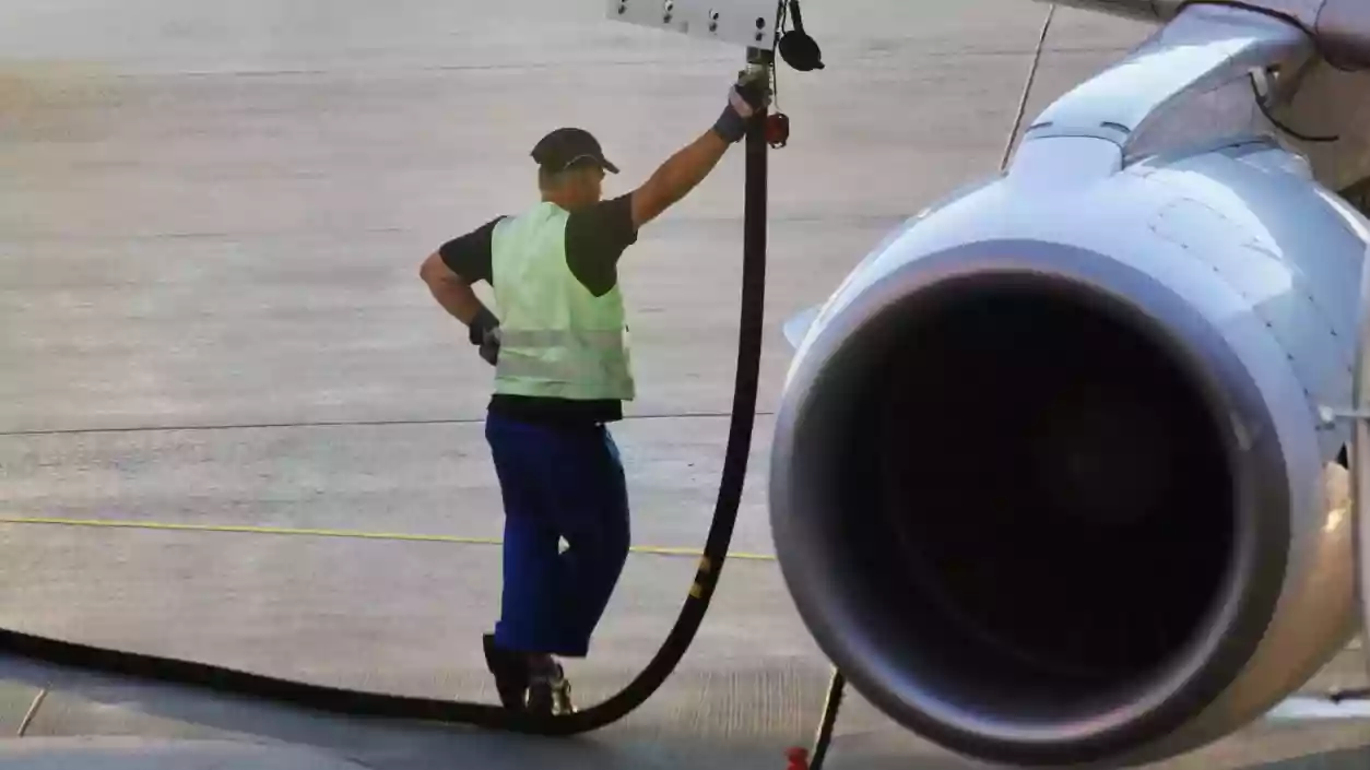 Centre clears Rs 5,000 crore emergency credit line for airlines amid ATF price surge