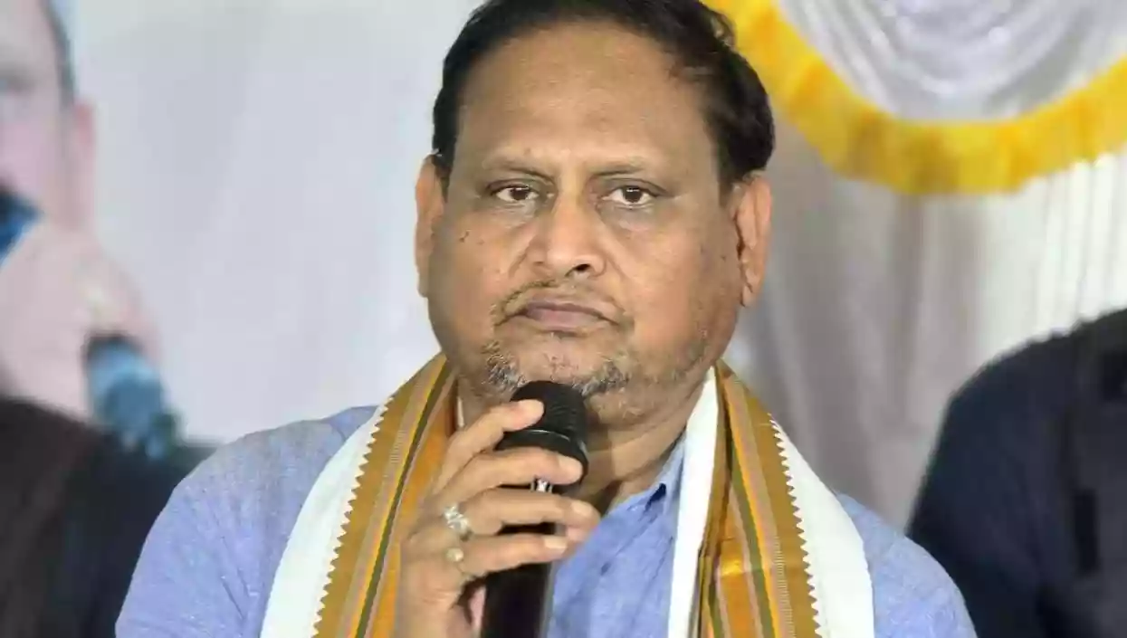 Humayun Kabir welcomes end of religion-based allowances, demands withdrawal of Puja grants