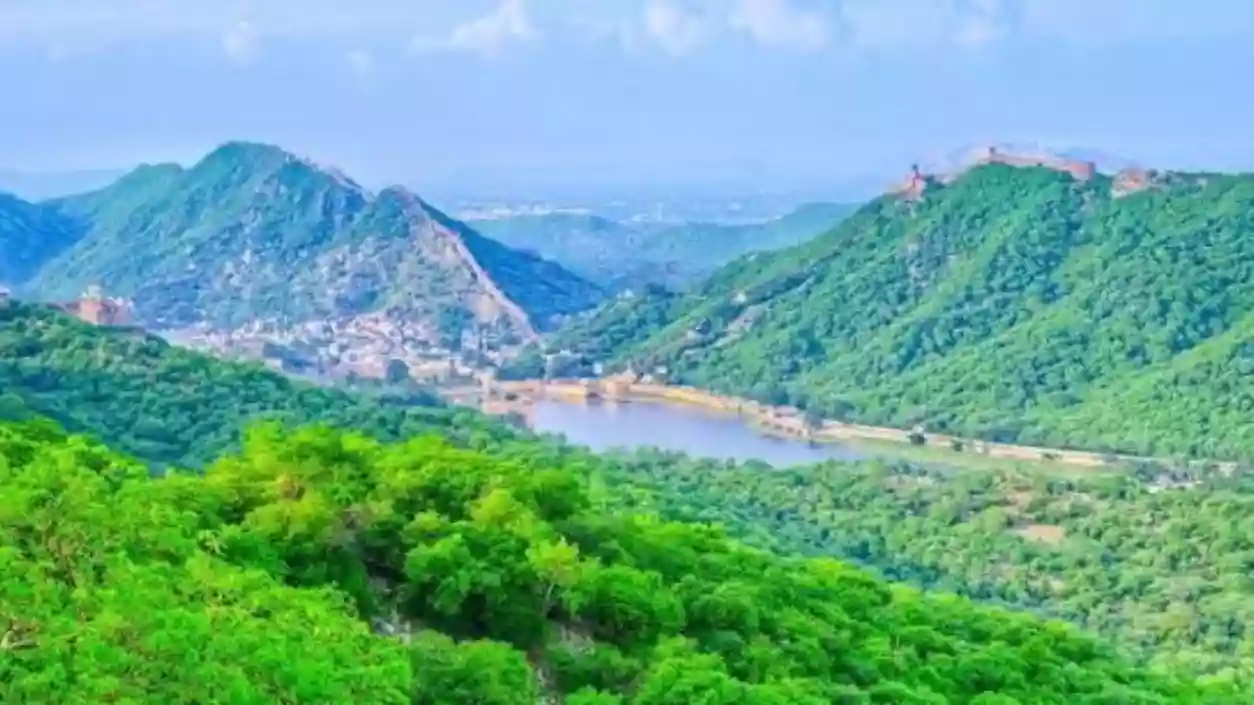 SC forms five-member panel to define Aravalli range, report due by August 31