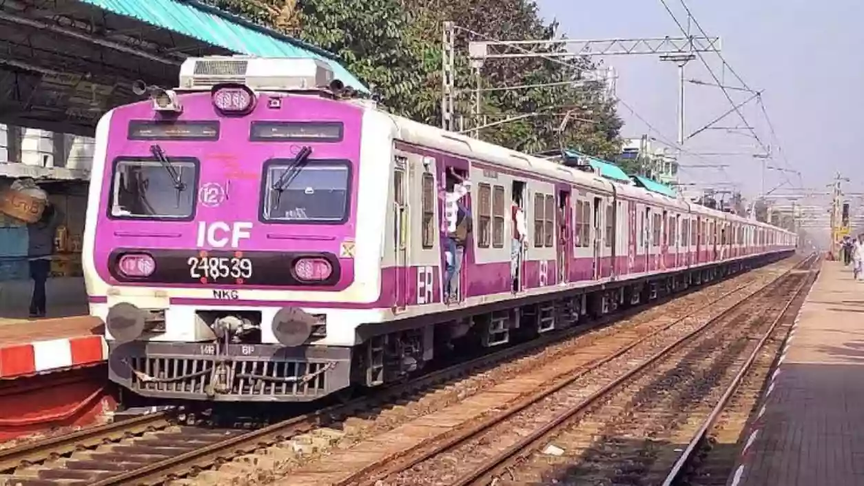 Sealdah to face 15-hour mega block this weekend; dozens of local trains cancelled