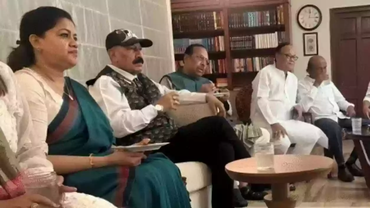 “20 out of 28 TMC MPs to support NDA”: Claims of major breakaway in Trinamool