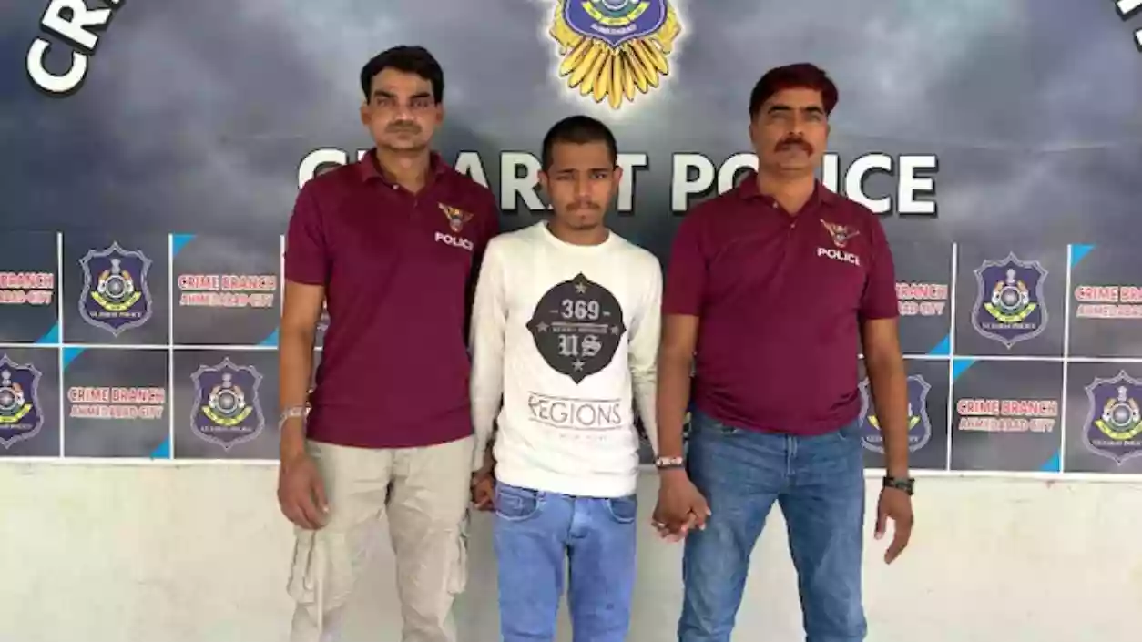 19-year-old accused of accessing 150 NEET accounts, siphoning refund money
