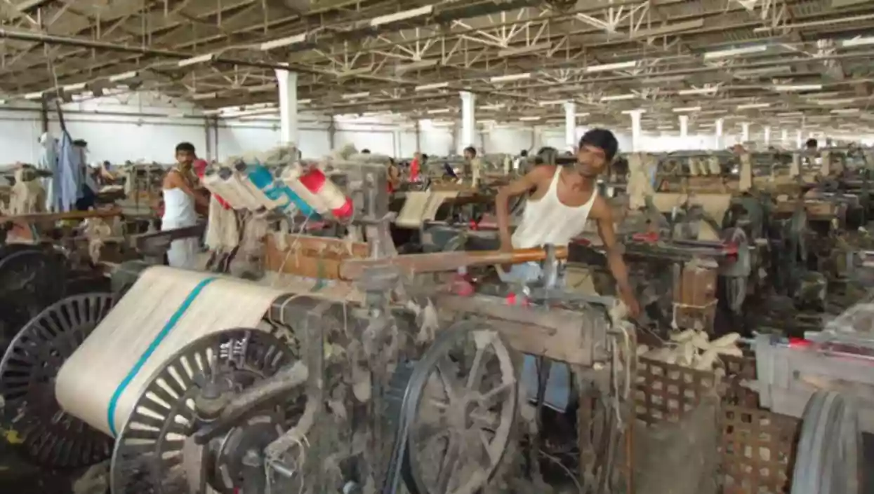 Arjun Singh Reopens Jagaddal's Alliance Jute Mill after a 5-Month Lockout, over 2000 workeres return to work