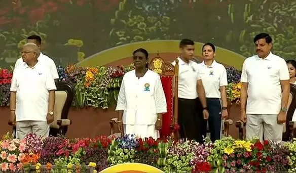 राष्ट्रपति द्रौपदी मुर्मु संग राज्यपाल और मुख्यमंत्री ने जबलपुर में किया योग