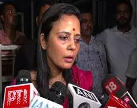 40 करोड़ लेकर किया विश्वासघात : महुआ