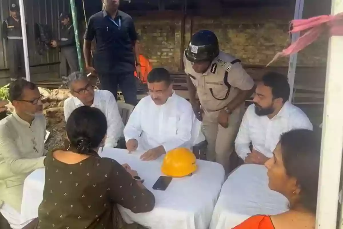 पीडि़तों की मदद के लिए नवान्न में विशेष कंट्रोल रूम शुरू