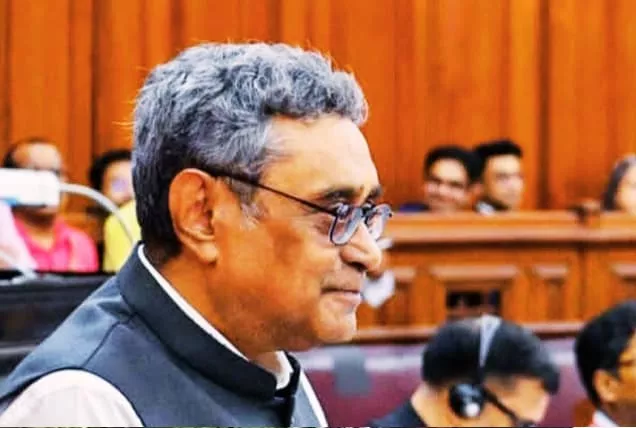 सिंगूर के जख्मों पर औद्योगिक मरहम, बंगाल इज़ बैक विद ए बैंग