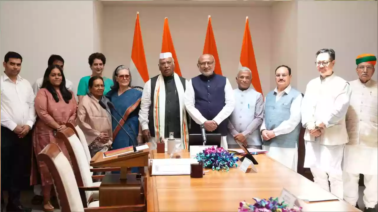 कर्नाटक से पुनर्निर्वाचित मल्लिकार्जुन खरगे ने राज्यसभा सदस्य के रूप में ली शपथ