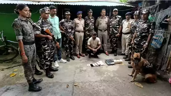 Kishanganj police seize brown sugar worth 7.7 Crore
