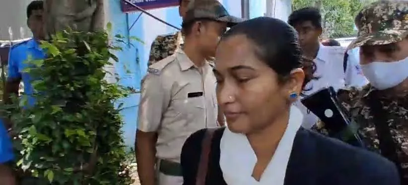 पूर्व सांसद अपारूपा पोद्दार को अंतरिम जमानत, 30 सितंबर को अदालत में पेशी