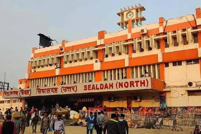 Eastern Railways brings baggage storage lockers  to Sealdah station for passenger convenience