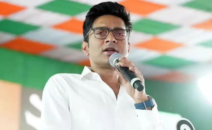 Calcutta HC questions Abhishek Banerjee's non-cooperation in DJ comment case; orders to provide voice samples