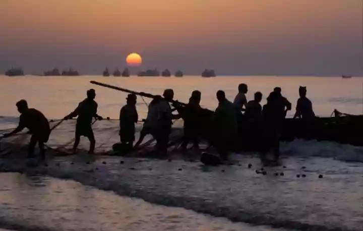 दीघा के शंकरपुर से समुद्र गए 16 मछुआरे लापता