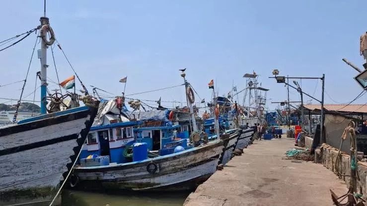 समुद्र में लापता 15 मछुआरे बाघेरचर द्वीप पर सुरक्षित मिले