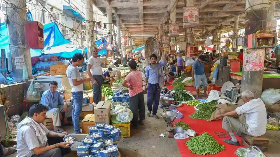 India's wholesale inflation soars to 9.87% amid global tensions