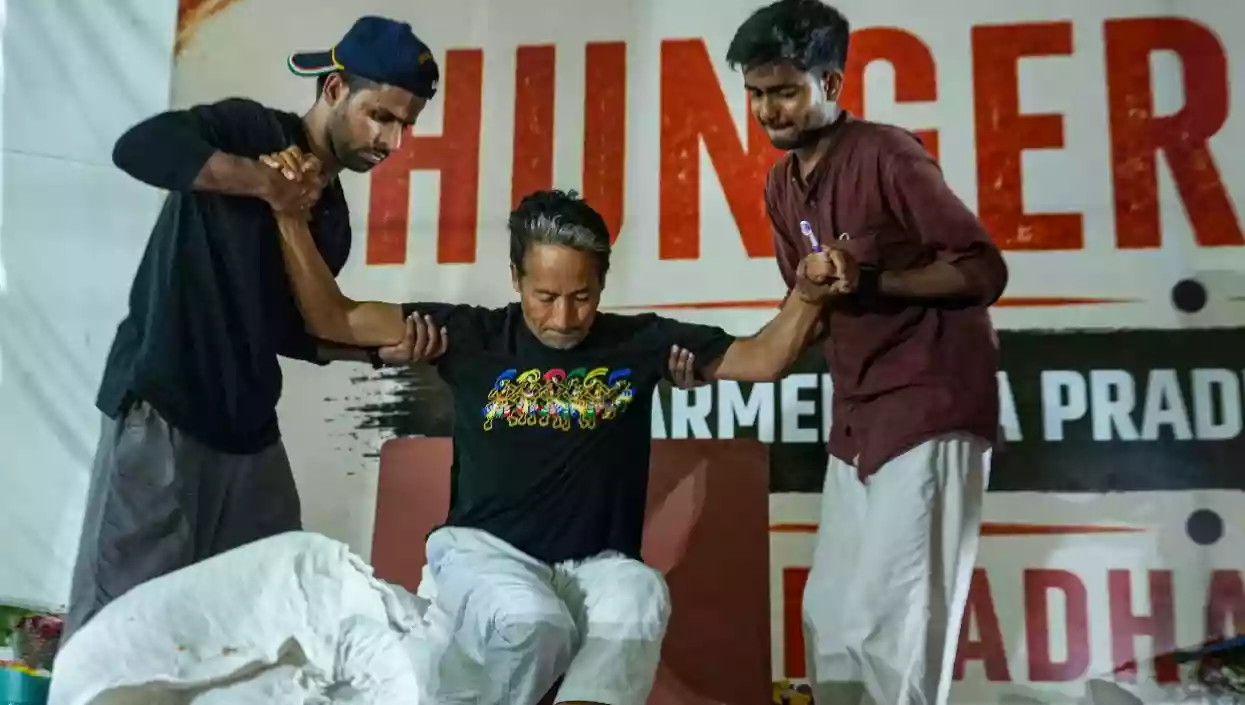 Sonam Wangchuk shifted to hospital after 21-day hunger strike, protesters removed from Jantar Mantar