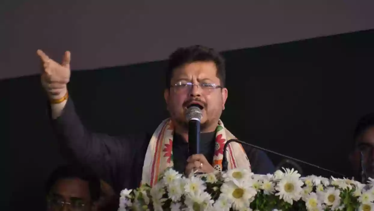 Ritabrata Banerjee promises ₹10,000 monthly aid for martyrs' kin if he gets 'symbol fund'