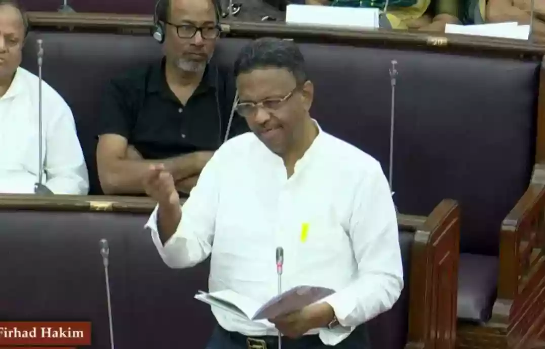 अग्निमित्रा की तारीफ में बोले फिरहाद हकीम