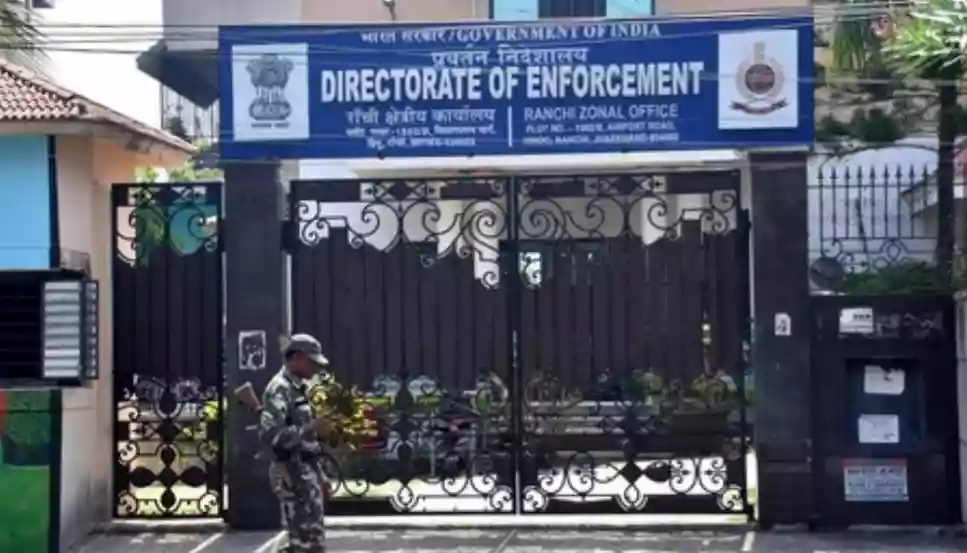 ईडी का धनबाद में एलबी सिंह और गणेश यादव के 25 ठिकानों पर छापा
